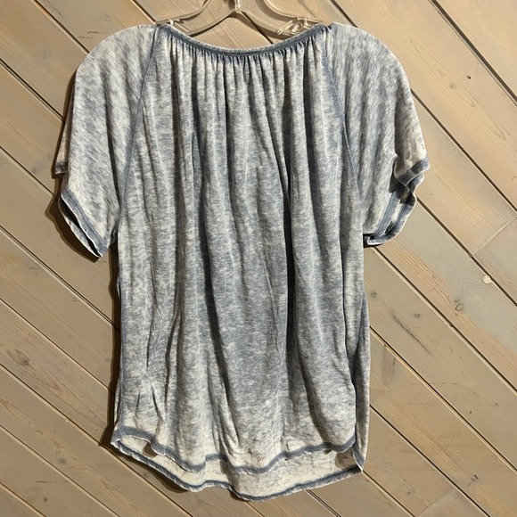 Lucky Brand‎ Embroidered Tassel Tie Top Blouse Blue White Burnout Womens Size L - Picture 2 of 5